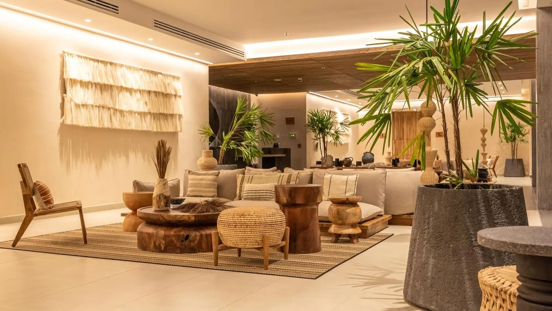 Hotel Motto By Hilton Tulum